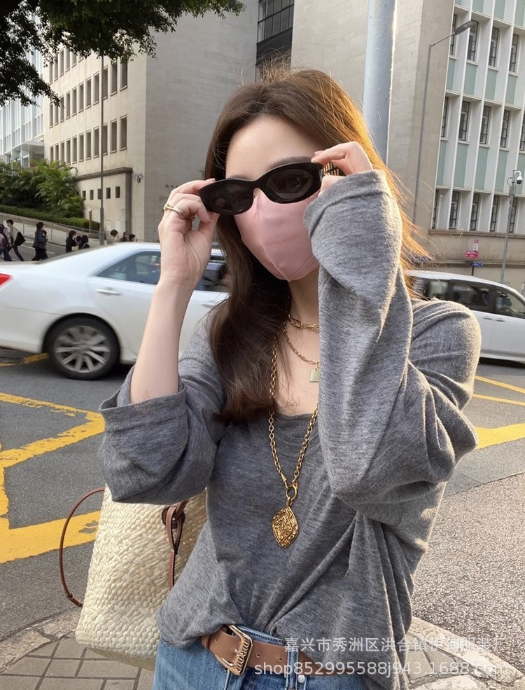 A two-piece set of woolen sun protection long-sleeved knitted top and vest for women in Spring/Summer 2024, featuring a thin, loose and casual cardigan T-shirt pic 12