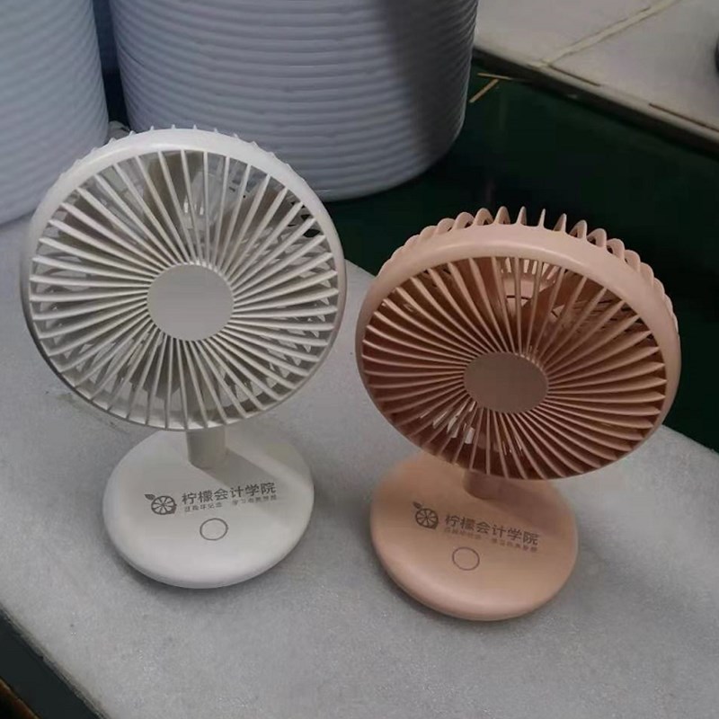 Desktop fan, USB charging, mini four-speed adjustable, small fan, silent, strong wind force, small electric fan for the office pic 40