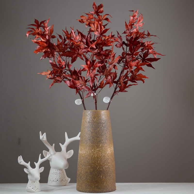 Factory wholesale of artificial flowers, direct sales from the manufacturer, wholesale of artificial green plants, home decoration flowers, red artificial leaves, artificial maple leaves pic 1