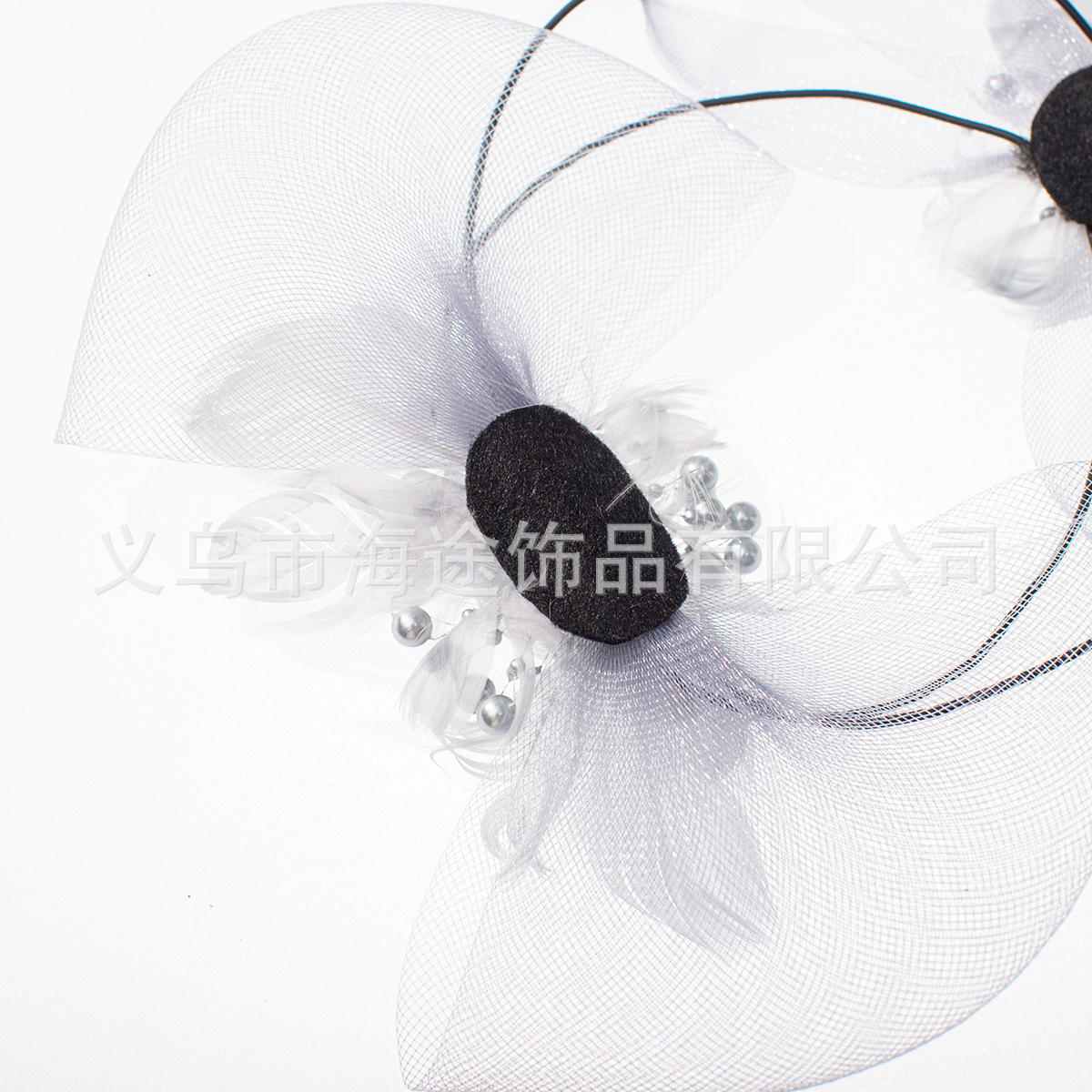 In Europe and America, there are super ethereal and fresh netted flower hair clips and hair accessories that can be styled freely. They are bridal headwear and hair flowers for women pic 4