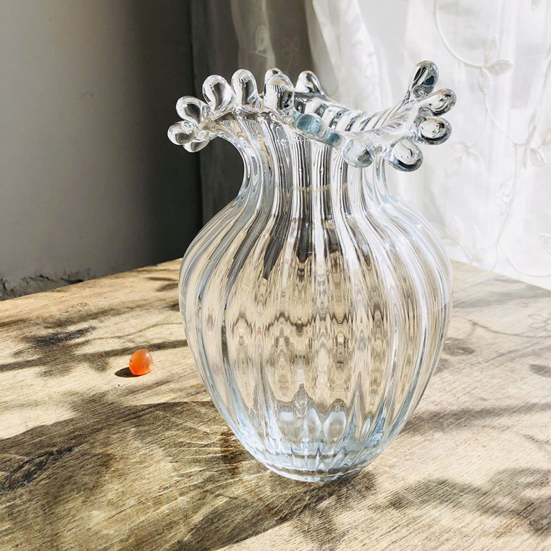 Xiaohongshu internet-famous curling edge wavy flower mouth glass vase decoration, Nordic simple and creative flower arrangement, Ins-style home decoration pic 2