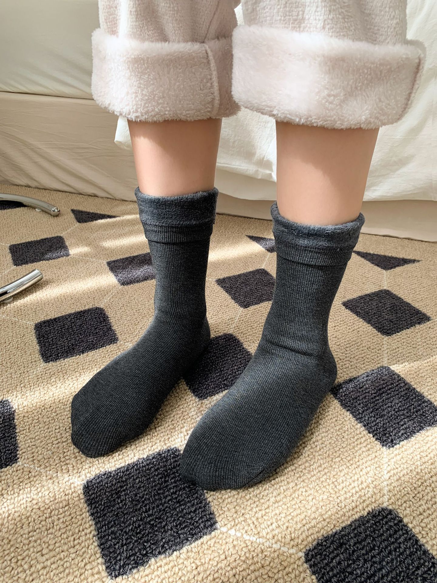Unisex couple style fleece and thickened warm snow socks, mid-length home cotton socks, postpartum socks, floor socks pic 56
