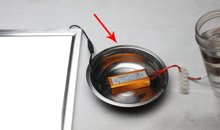 集成吊顶灯600x600led平板灯60x60格栅灯矿棉石膏板595工程面板灯详情12