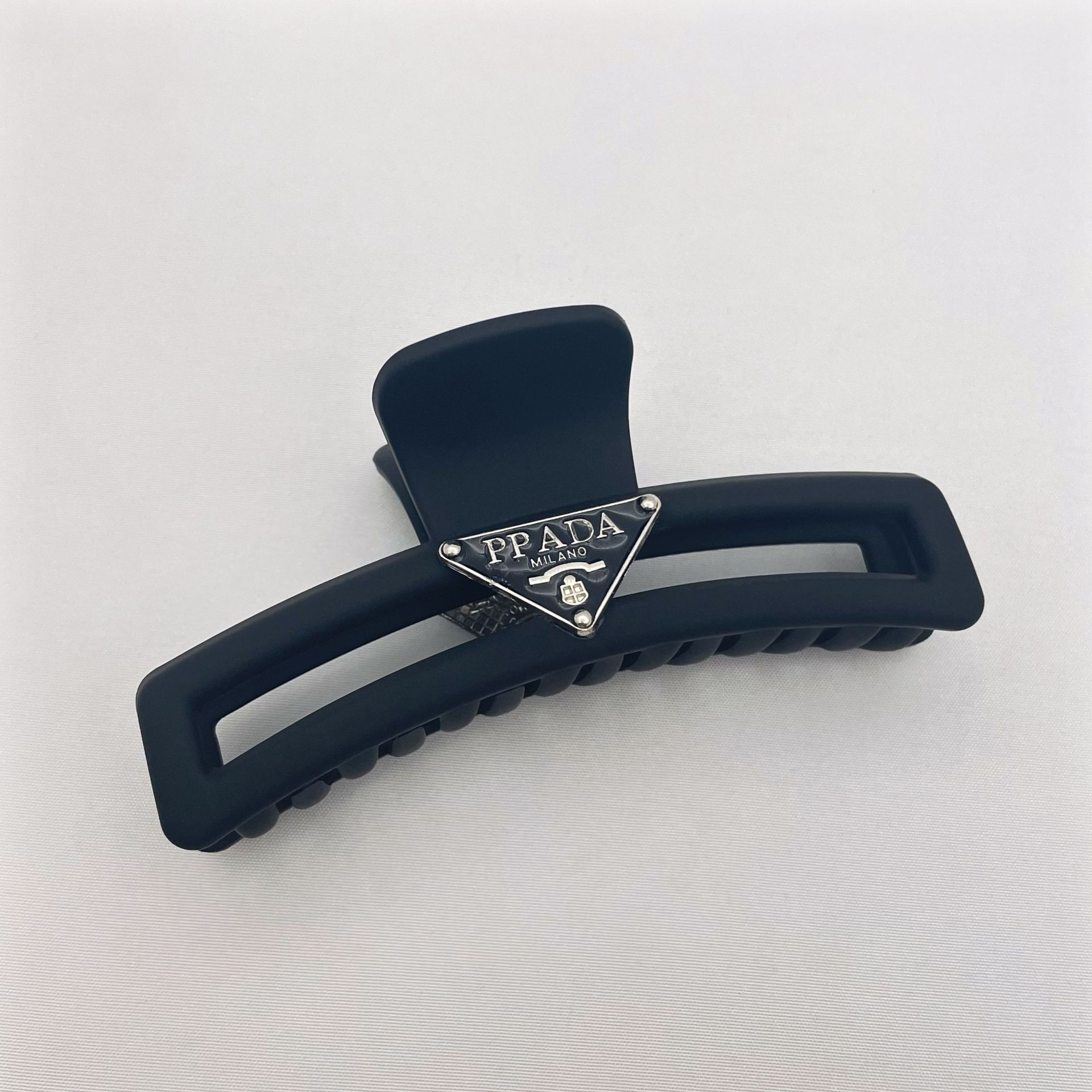 黑色橡皮漆磨砂抓夹 高级感MIN高马尾鲨鱼夹发饰后脑勺女发夹头饰详情35