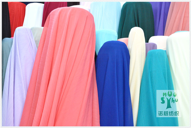 Wholesale of national trend polyester clothing fabric, skirts, headwear, hair accessories, toys, lining cloth, scarves, Hanfu, crinkled chiffon and crinkled fabric pic 3