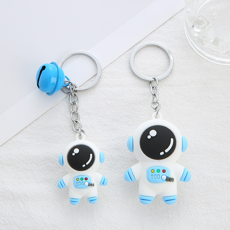 Three-dimensional astronaut keychain, cartoon astronaut pendant, popular key chain, circle promotion, small gift, doll pendant pic 10