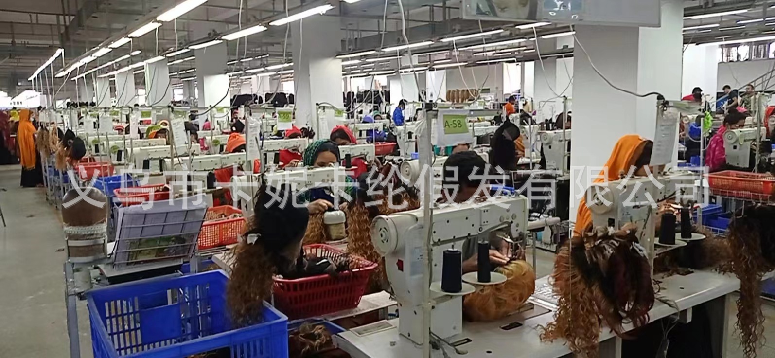 新款爆俩股俩色相间辫子款高温丝前蕾丝头套360 lace wigs vendor详情8