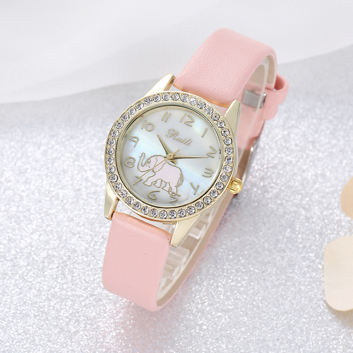爆款跨境儿童小清新学生风少女动物表盘可爱学生女孩皮带石英手表详情6