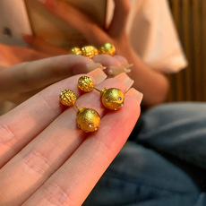 Light luxury and niche design sense, frosted brushed double-layer geometric earrings, simple and versatile for women, elegant stud earrings pic 6