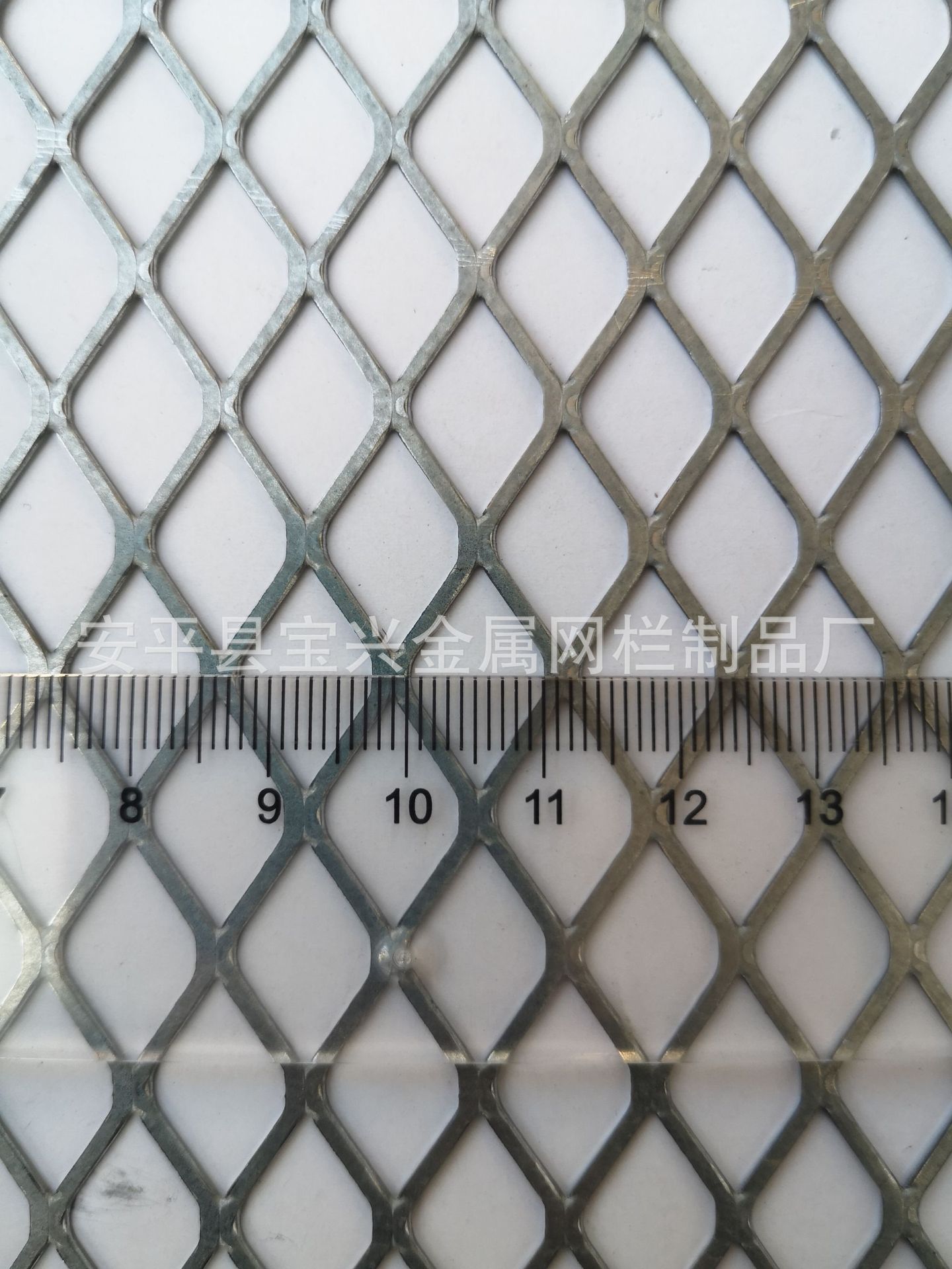 厂家加厚冲压菱形铁网网格金属网板吊顶菱形拉伸网铝网不锈钢网片详情16