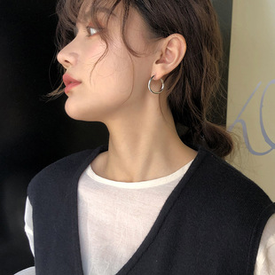 金豆豆S925银针珍珠耳钉女轻奢小众设计耳环2022新款潮耳饰详情9