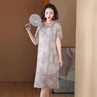 The 2023 new style of stylish knitted top for middle-aged mothers in autumn and thin base layer sweaters for middle-aged and elderly women in spring and autumn pic 23