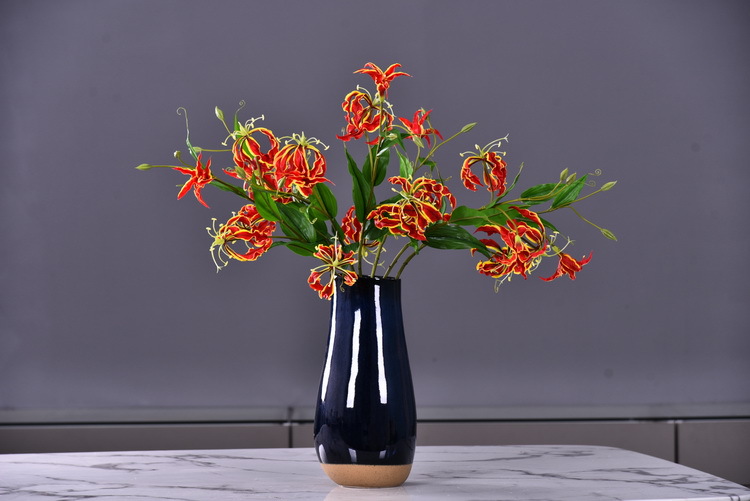 Lanjin artificial Plant Long Branch 3-head Jialan Flame Lily, high-end artificial flower, artificial flower, artificial flame lily, strange lily, home decoration pic 7