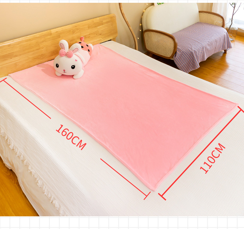 Wholesale of cartoon milk tea rabbit air conditioner quilts, two-in-one car air conditioner quilts, throw pillows, nap pillows and quilts, cross-border export pic 15