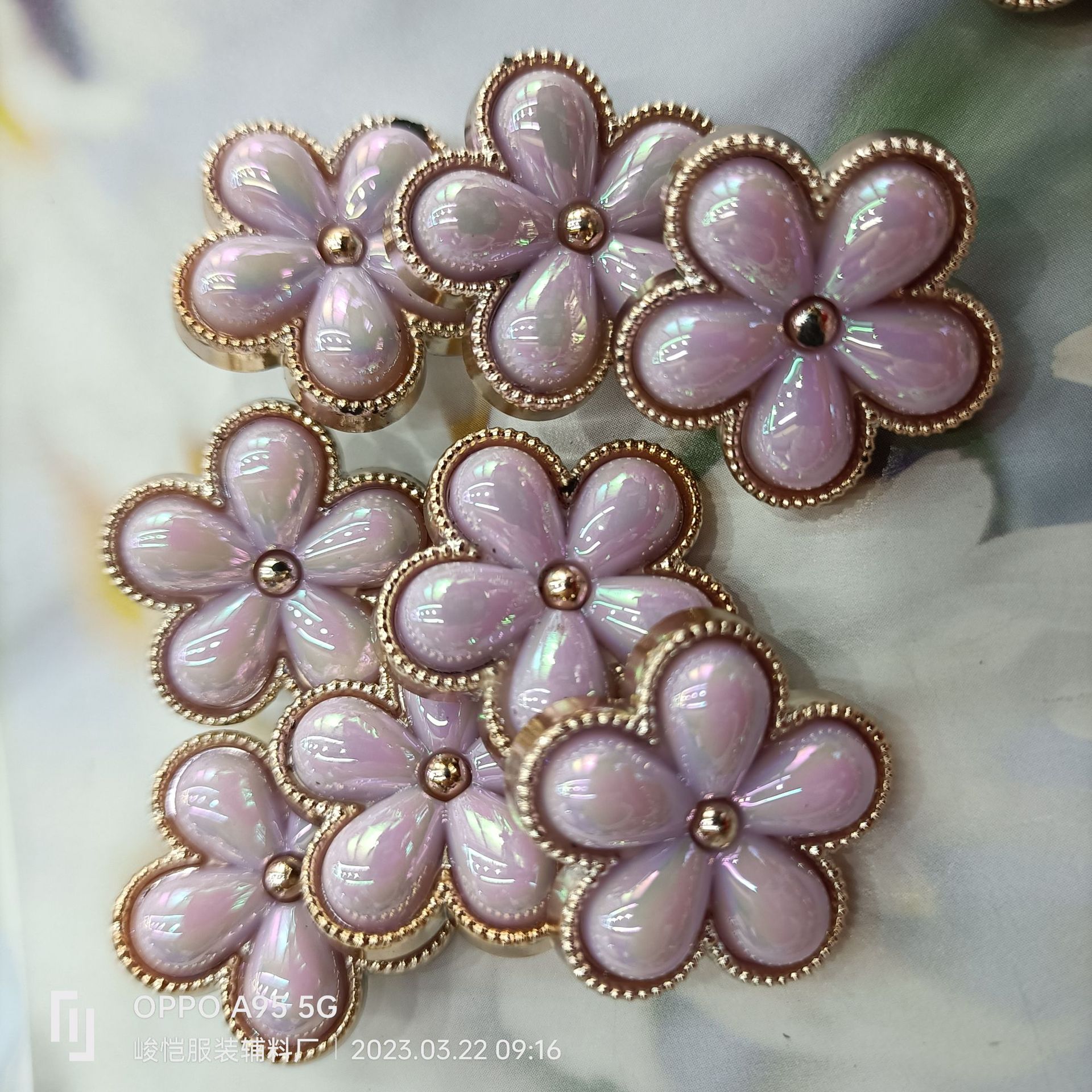 High-end flower-buttoned sweater cardigan, knitted coat, colorful pink and purple pearl small flower decorated top buttons pic 10