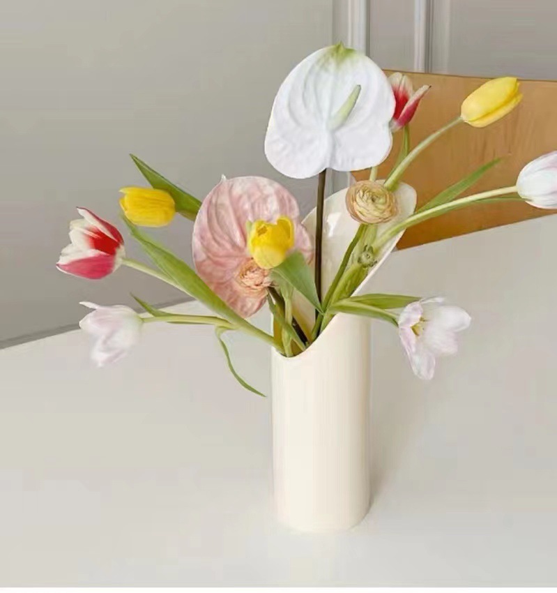 High-end vases, modern and simple artistic ornaments, simple flower arrangements, creative living room home ornaments, soft decorative items, vases pic 18