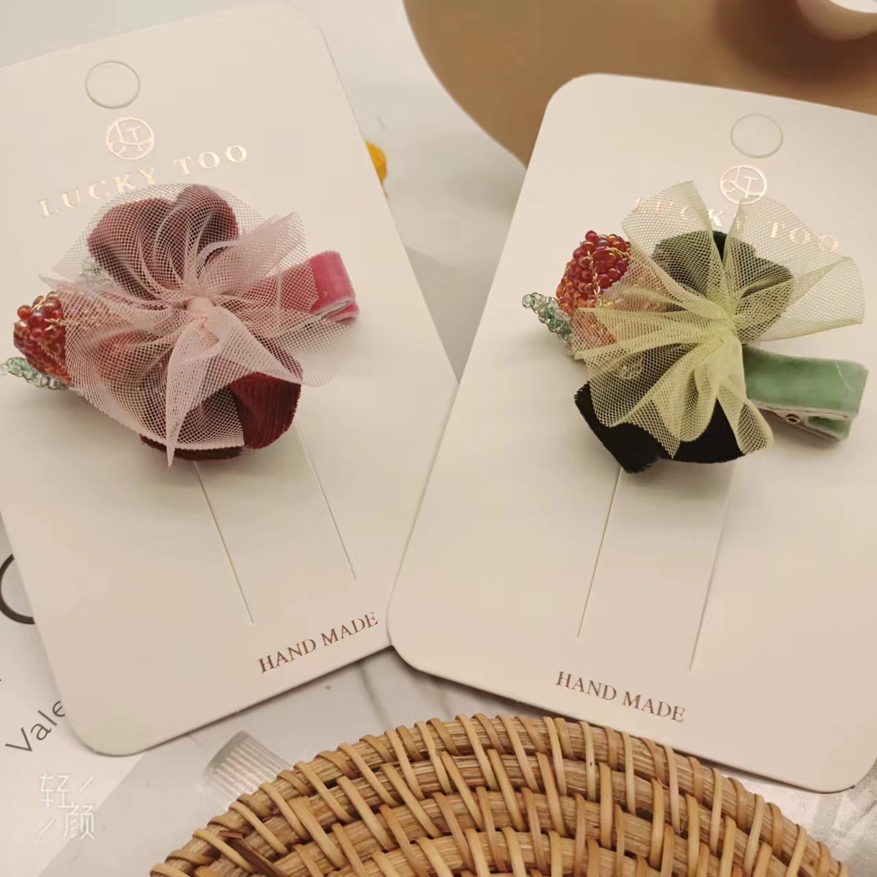 发夹LT10521布艺绒布蝴蝶结串珠立体仿真草莓手工儿童发饰发夹详情1