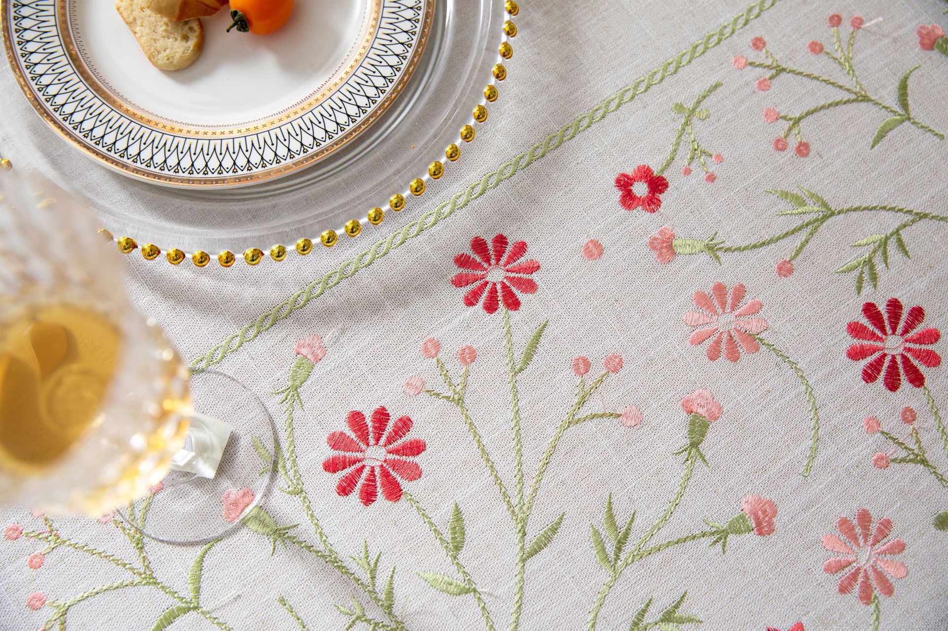 Cross-border plain thickened tablecloth, fresh white Japanese-embroidered flower Western tablecloth, party Japanese table mat pic 18