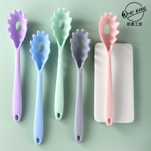 Silicone heat-insulating and heat-resistant hand clamps for kitchen tools, thickened heat-resistant and slippery dish clamps, shark gloves for microwave ovens and ovens pic 10