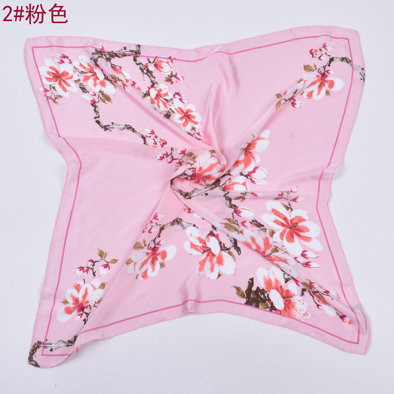 Wholesale of the new sweet floral pattern imitation silk scarves for autumn and winter 2022. Fashionable and elegant 70-square-meter scarves are versatile pic 20
