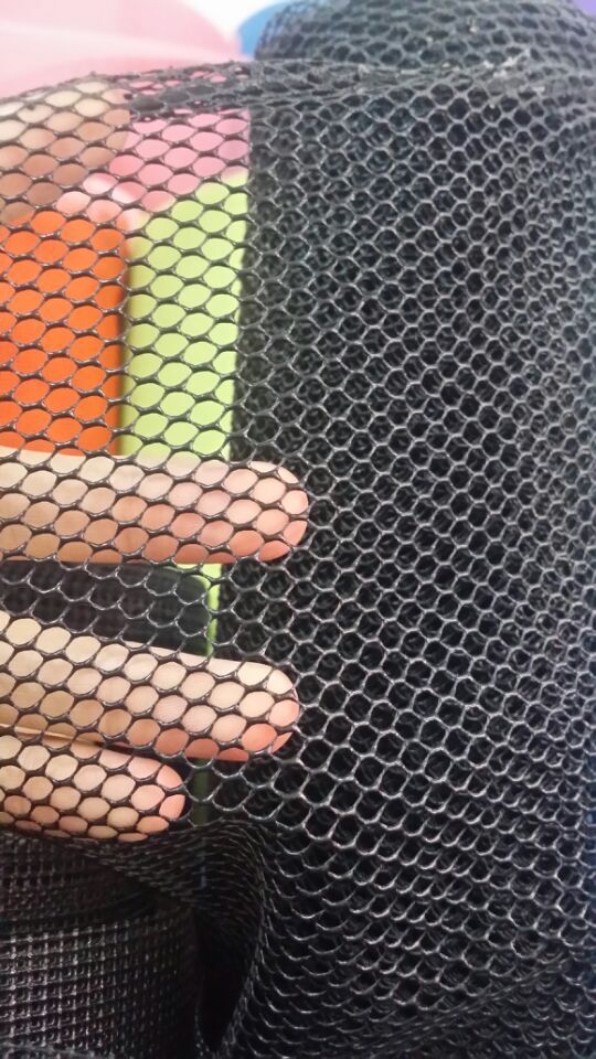 Malla de plástico de pvc, tela publicitaria, PVC clip mesh y otras telas de malla de equipaje en gran cantidad en stock pic 6