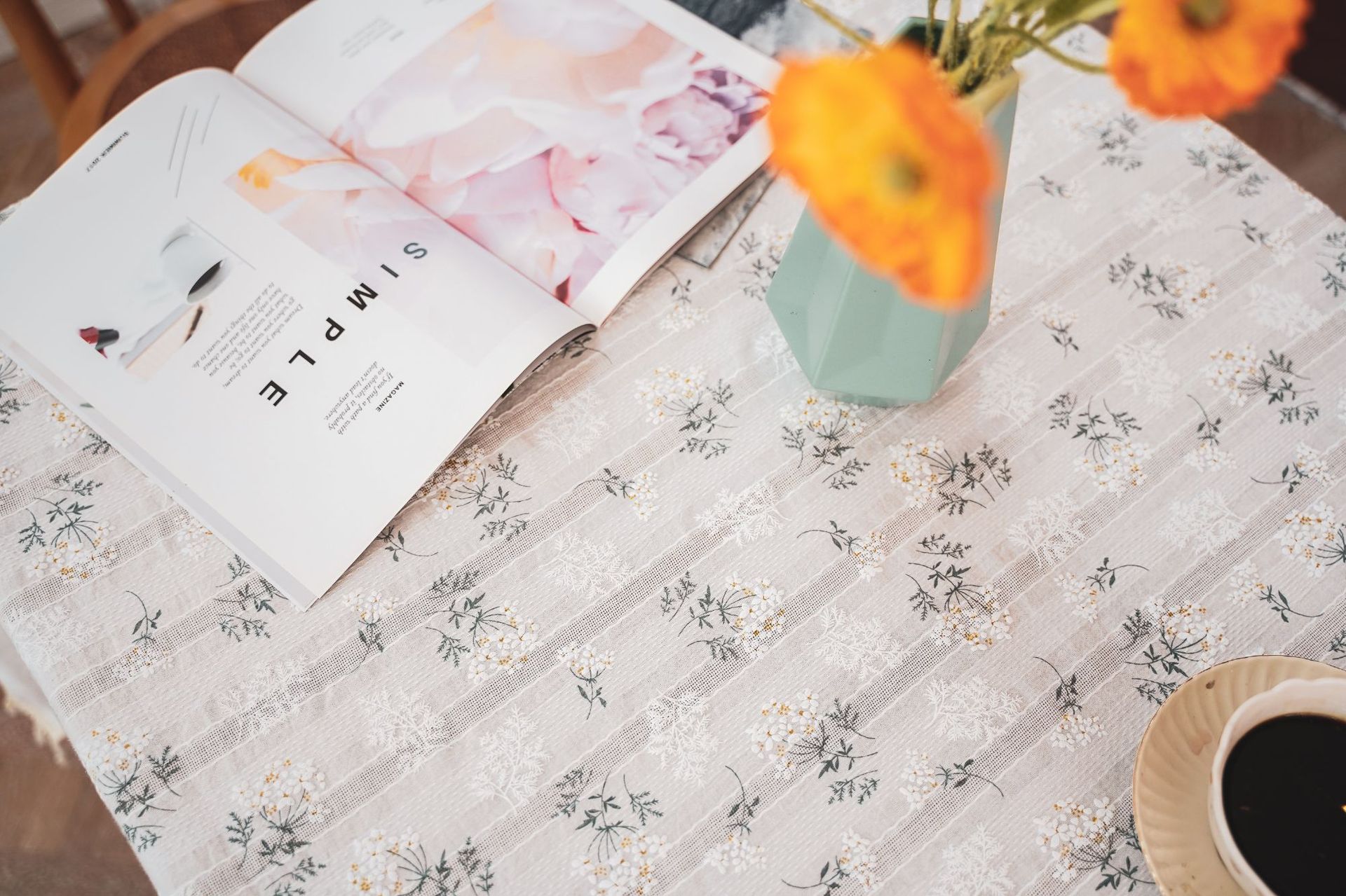 Fresh and clean cross-border tablecloth ins lilac flower fragments garden cotton and linen tablecloth fabric American decoration Amazon picnic cloth pic 32