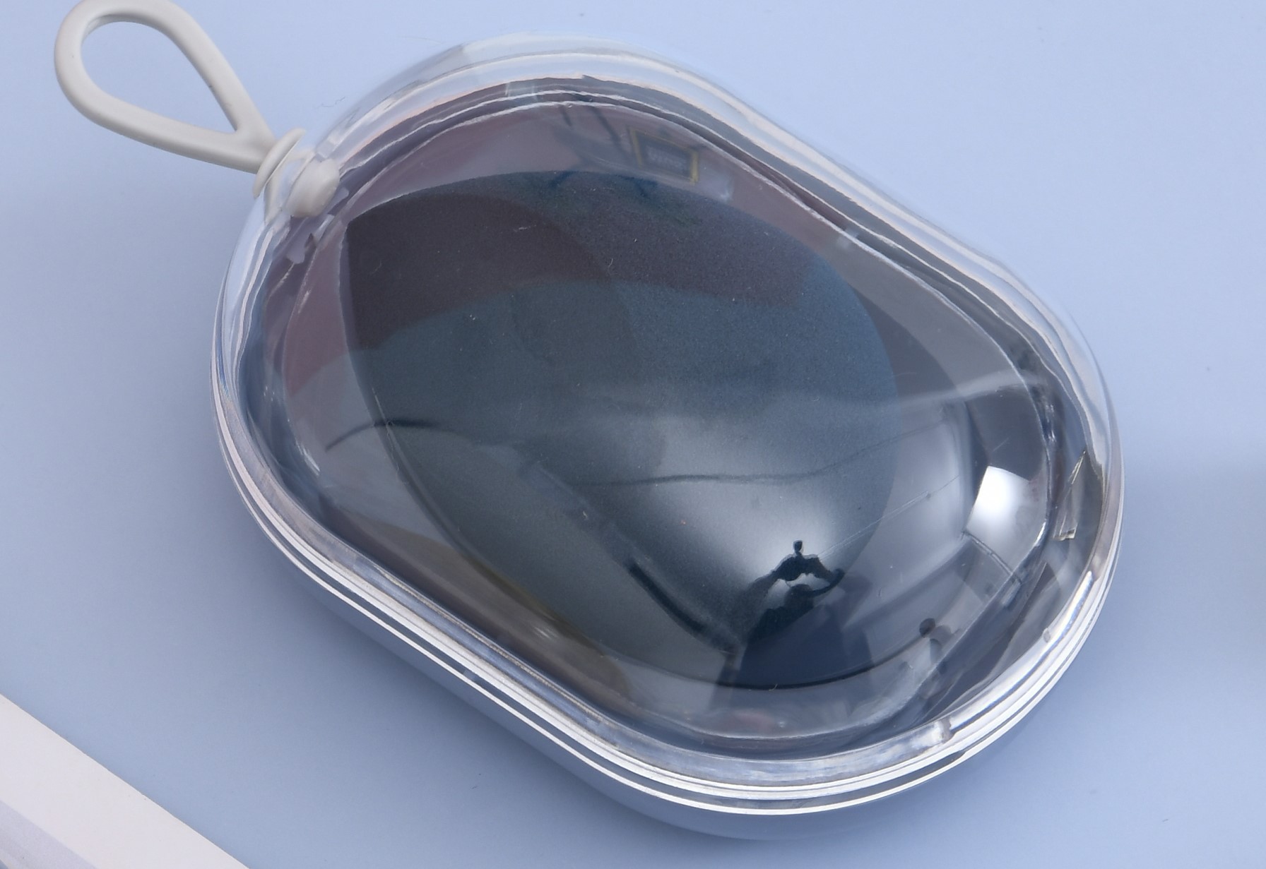 Beauty egg storage box, powder puff storage box pic 2