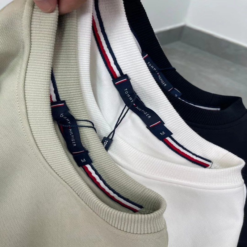 TOMMY汤米23秋冬新款经典字母小标刺绣圆领套头男女情侣款卫衣详情8