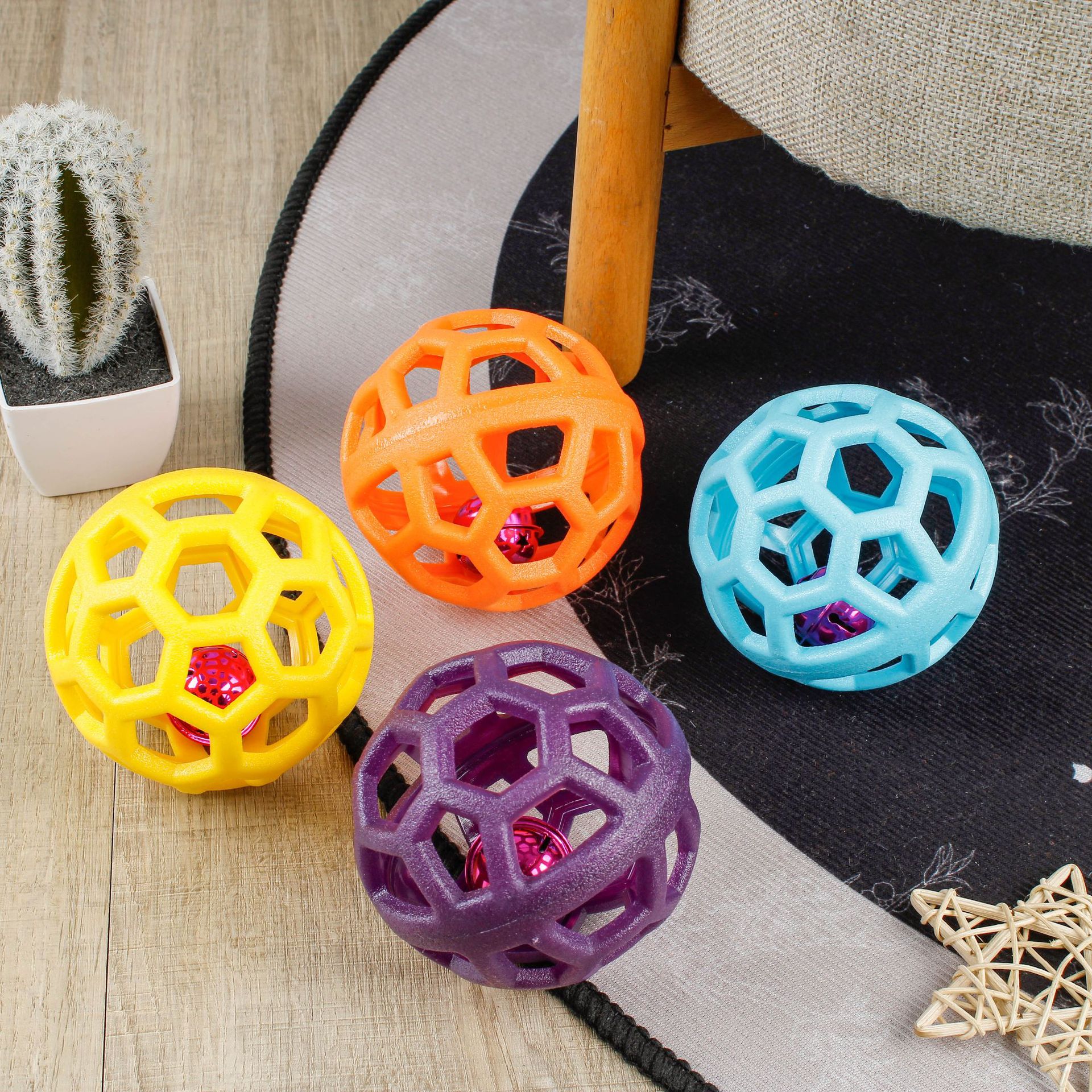 Hot-selling pet toy balls, durable dog toys, TPR geometric hollowed-out balls, teething pet cat and dog supplies wholesale pic 5