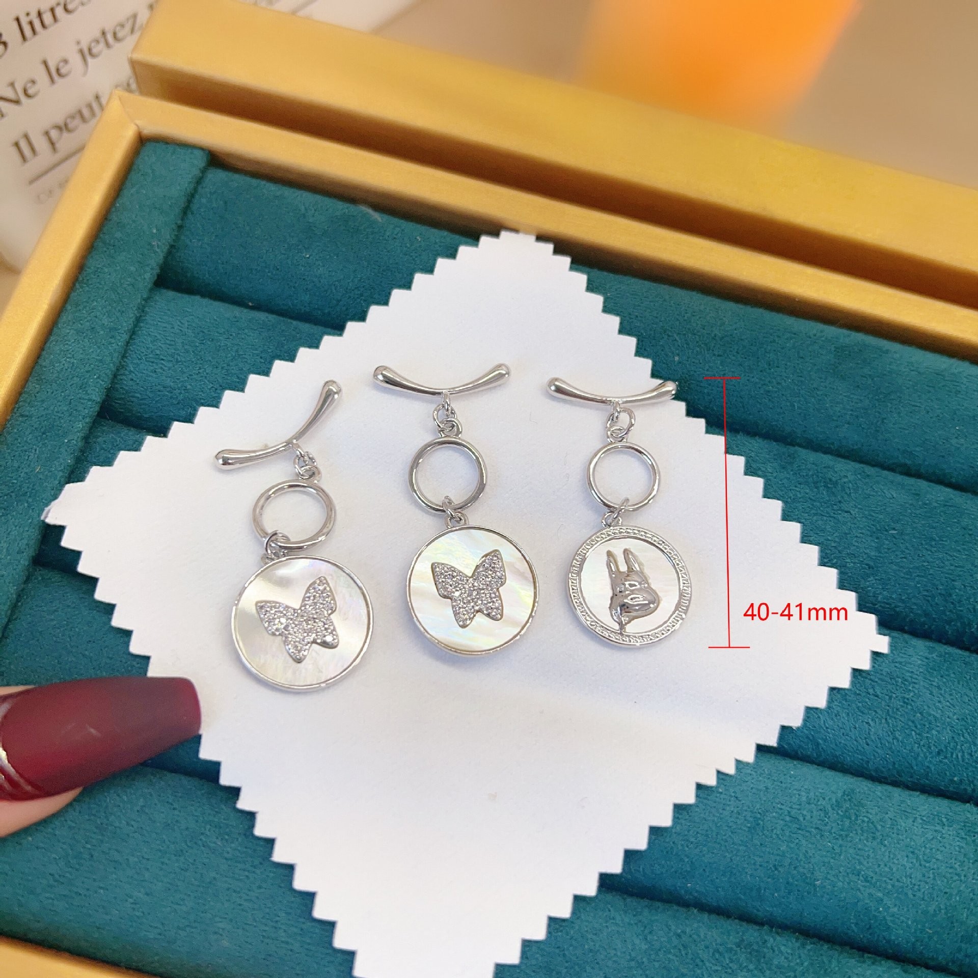 DIY accessories: White and gold butterfly and rabbit style curved ot buckle bracelet, necklace button, handmade diy accessories pic 7