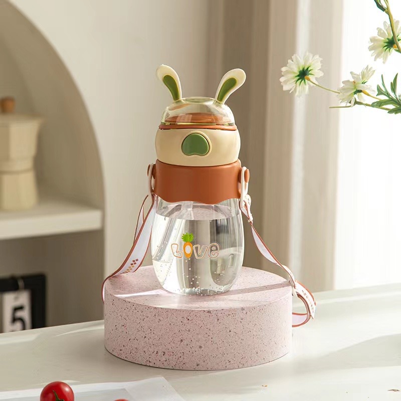 昌诺 可爱超萌兔子卡通塑料水杯儿童上学幼儿园专用2023新款学生吸管杯 塑料杯详情4