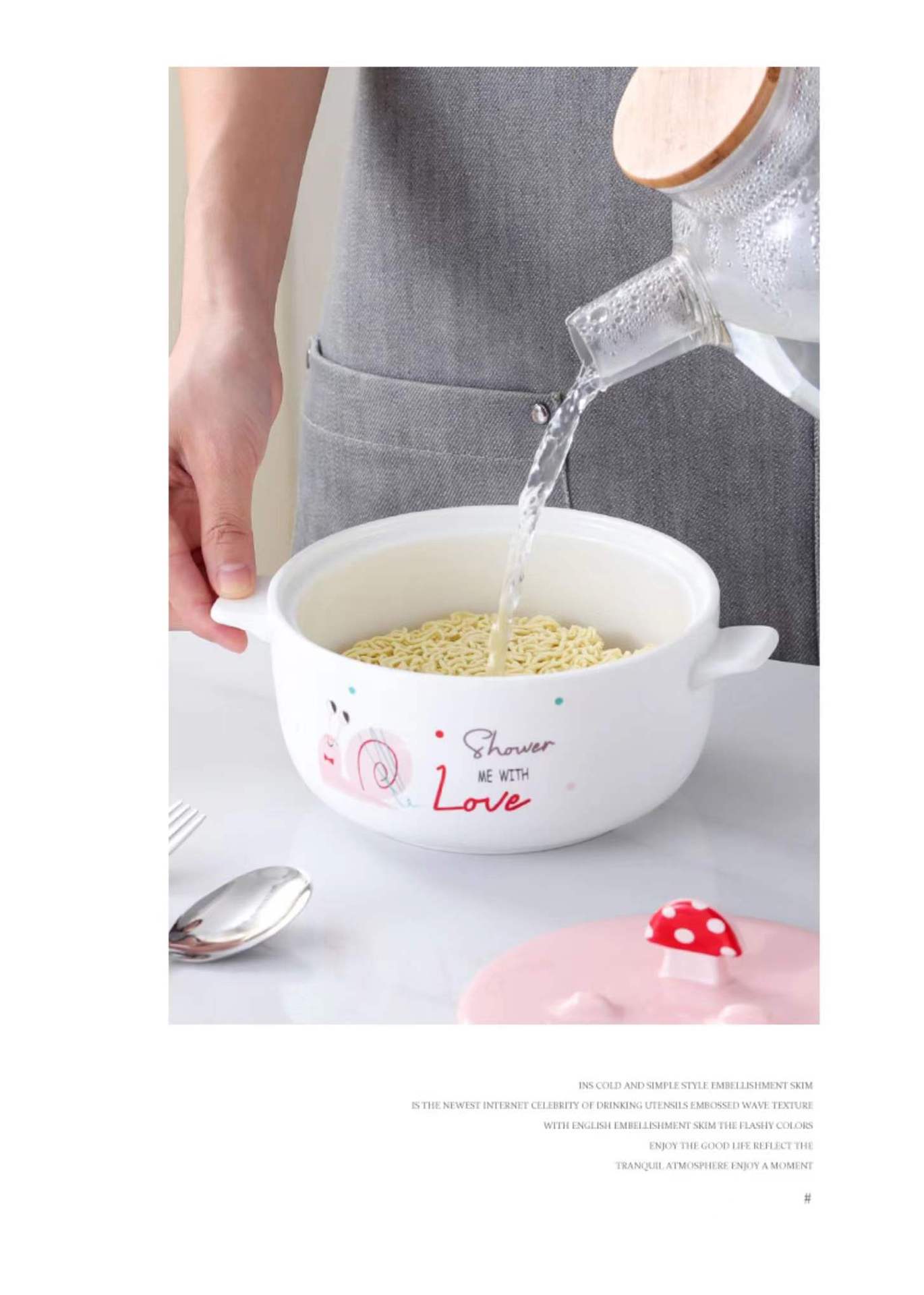 可爱创意卡通蜗牛陶瓷碗防烫双耳家用学生宿舍汤碗带手机架碗盖详情7