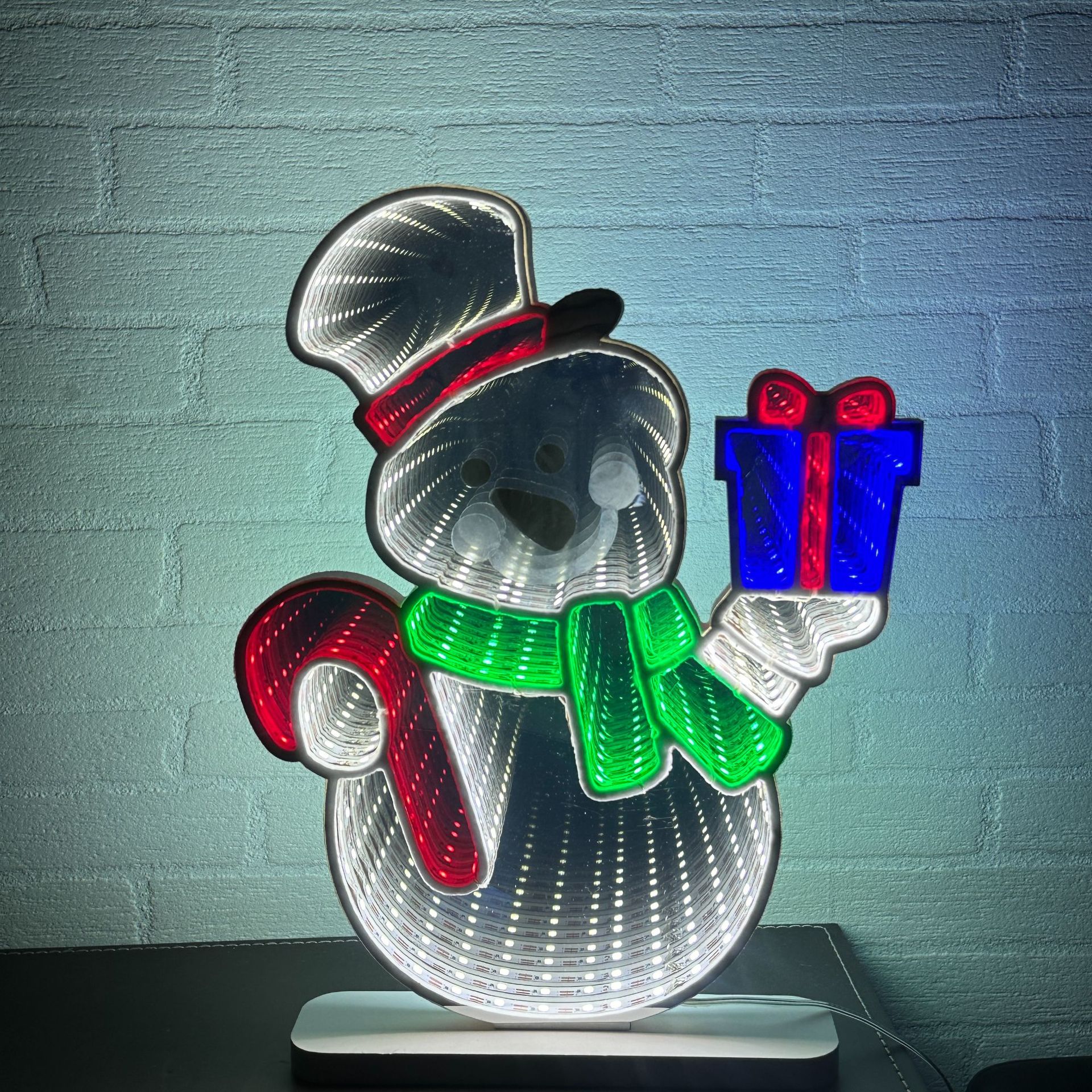 跨境外贸led霓虹灯雪人圣诞礼物镜面酒吧亚马逊temu热销氛围装饰详情1