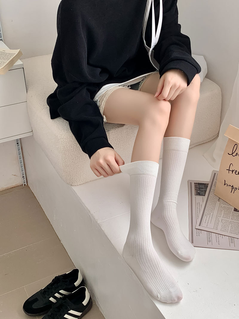 东大门黑白灰纯色休闲袜子女抗起球竖条纹日系百搭小腿袜详情13