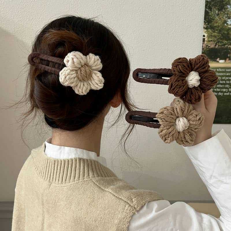 Woolen flower duckbill clip, large back of the head, sweet semi-tied hair clip, new autumn and winter headwear pic 1