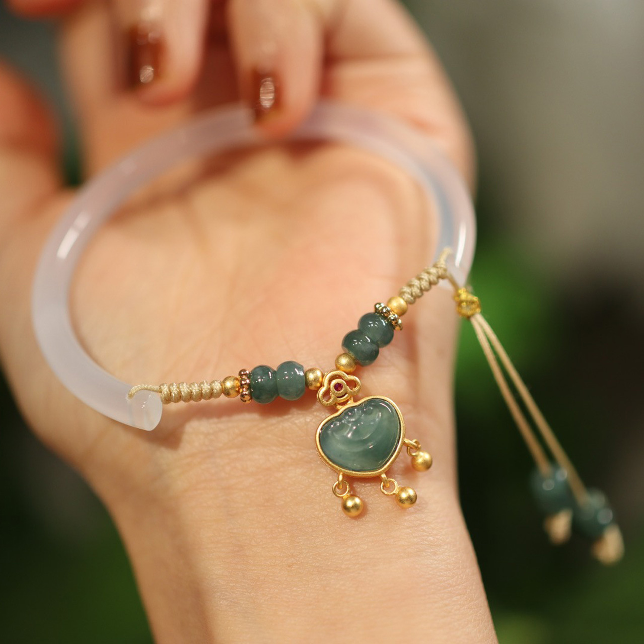 Natural agate and chalcedony Jingle bracelet for women, blue water Ruyi lock, high-end ancient-style bracelet, half bracelet design pic 3