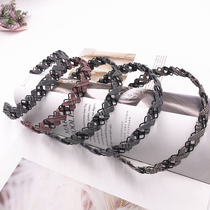 Korean style simple and versatile hair bands, steel wire wrapped fabric headbands, headbands, front press hair clips, night market 2-yuan store accessories supply pic 3