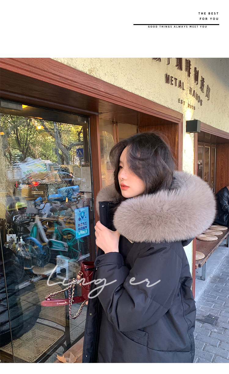 Wholesale of high-end mid-length down jackets for women that reach the knees in 2022, featuring a fashionable design sense and a niche thickened coat pic 37