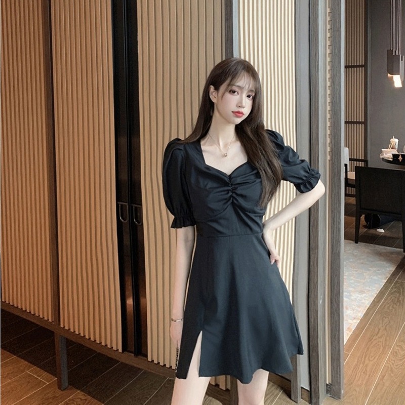 The 2022 spring new French retro Hepburn V-neck slimming and wai-cinching sexy slit dress for children pic 8