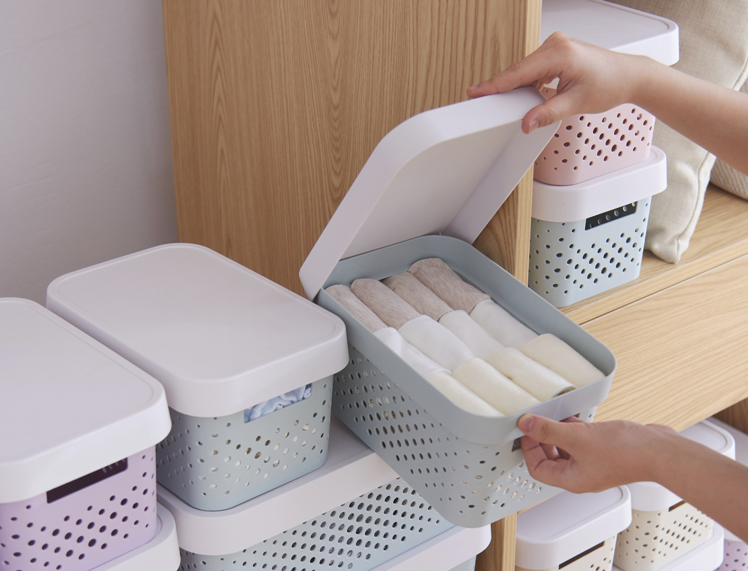 J25-6101 storage box, organizing clutter, storage basket, storage box, kitchen plastic box, stackable and combinable basket wholesale pic 7