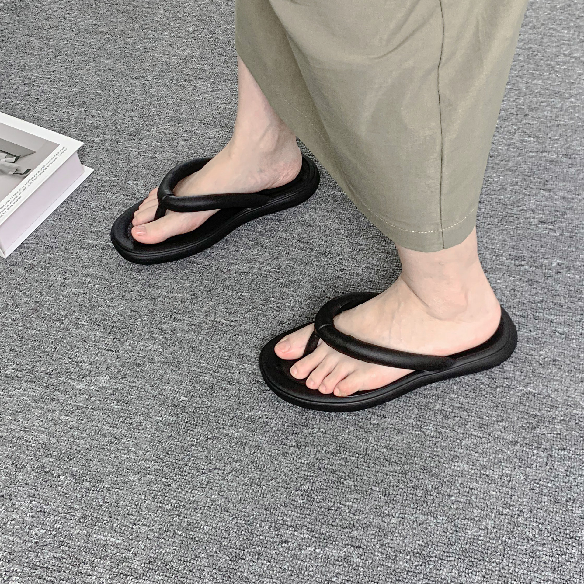 EVA新款人字拖夏季ins糖果色家用浴室洗澡软底夹脚外穿凉拖鞋批发详情11