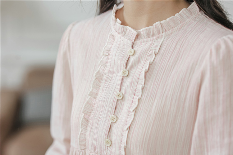 2023 Autumn new style sweet and fresh lantern sleeve lace patchwork round neck pullover long-sleeved striped doll shirt for women pic 19