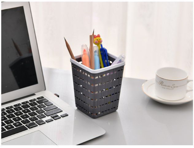 Creative and fashionable plastic hollowed-out desktop storage basket mini trash can basket for home sundries storage pic 10