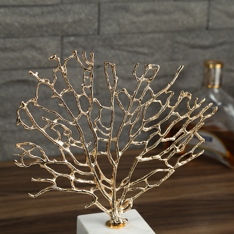 Wholesale of European-style creative metal decorative items, coral tree marble ornaments, home soft furnishings and light luxury decorative decorations pic 15