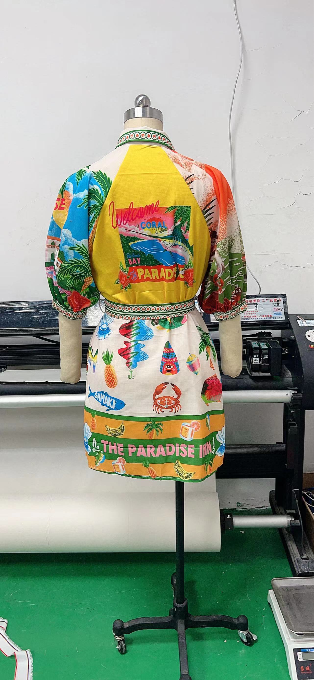 In 2024, the new AliExpress independent station for cross-border shopping between Europe and America offers a casual and fashionable printed shirt, cardigan, and a versatile and elegant dress pic 11