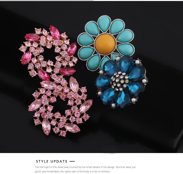 新款胸针奢华大气八芒星胸花别针韩国复古勋章衣小香风配饰详情6