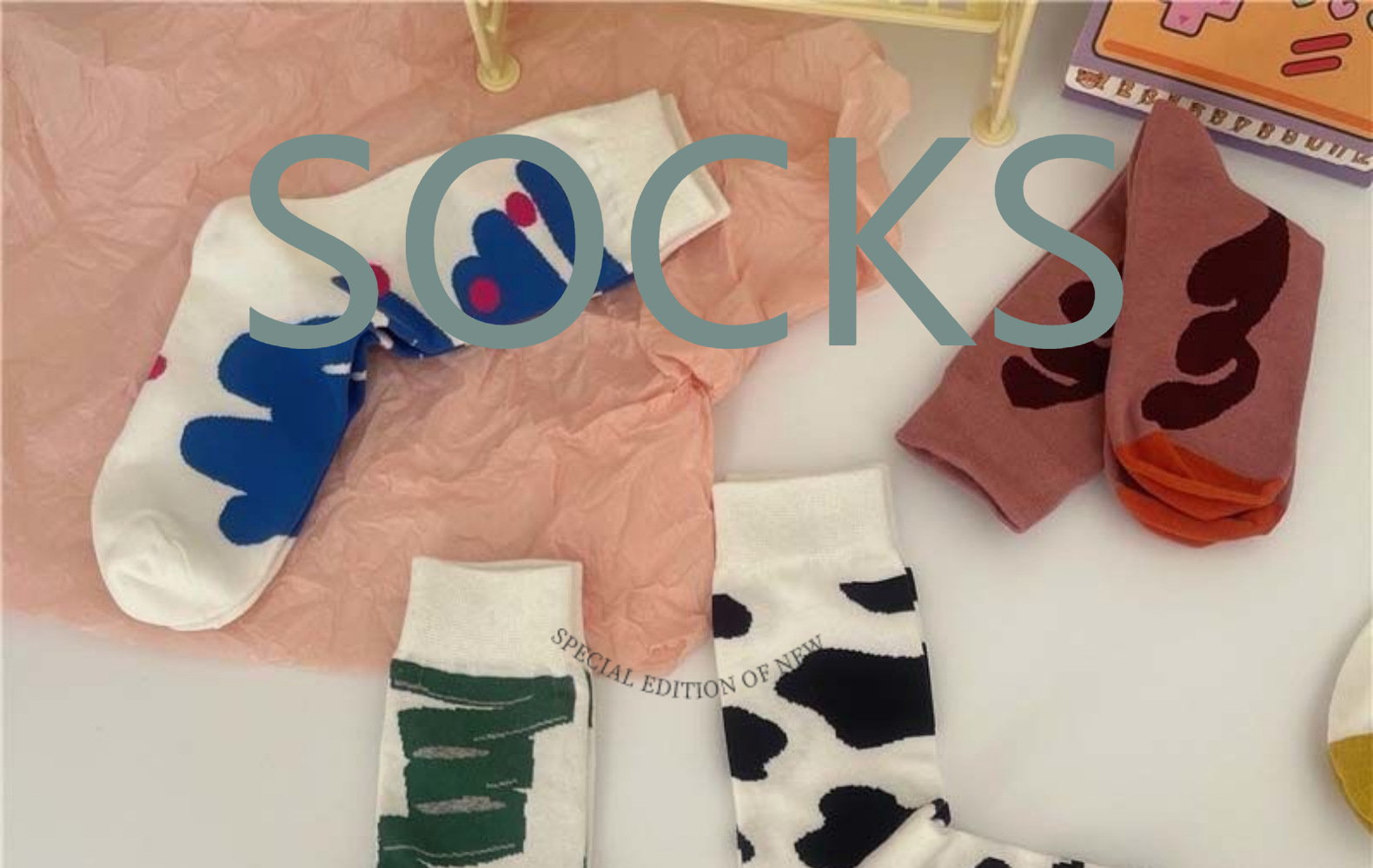 韩版ins风个性涂鸦中筒袜小众艺术油画线条中筒袜男女情侣长袜子详情1