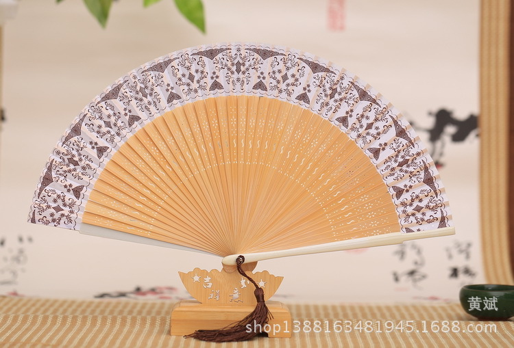 42方中国风烤漆边青花瓷扇*竹扇*工艺礼品日用*厂家直销*高档女扇详情6