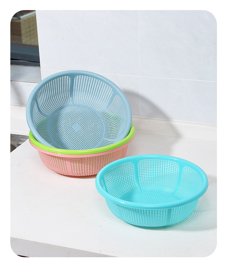 Plastic baskets, household draining blue thickened vegetable washing sieves, fruit baskets, vegetable washing baskets, strawberry basins manufacturer wholesale pic 15