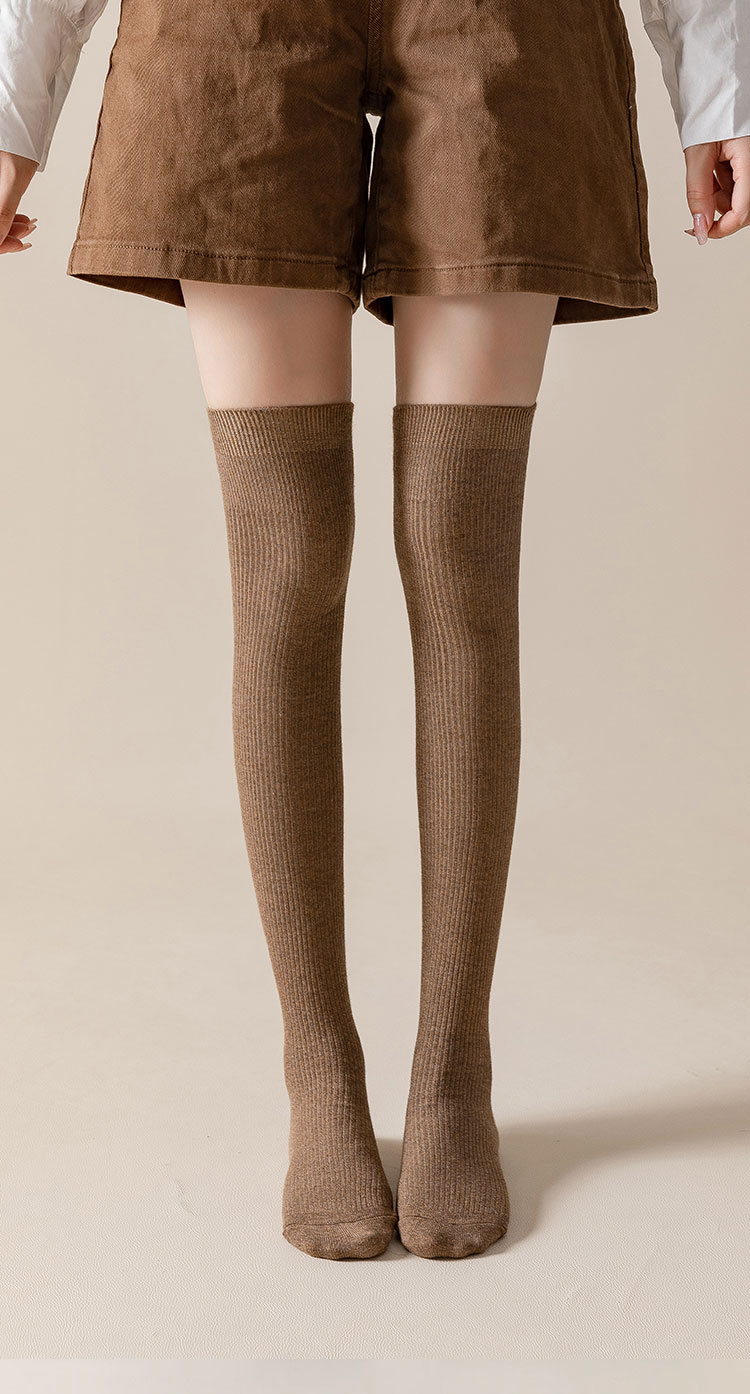 Calcetines stand one piece por encima de la rodilla calcetines de otoño e invierno para mujeres calcetines de algodón de color sólido rodilleras botas presión piernas delgadas extensiones antideslizantes muslos calcetines one piece por el cabello pic 6